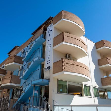 Di Matteo Hotel Розето-дельи-Абруцци Экстерьер фото