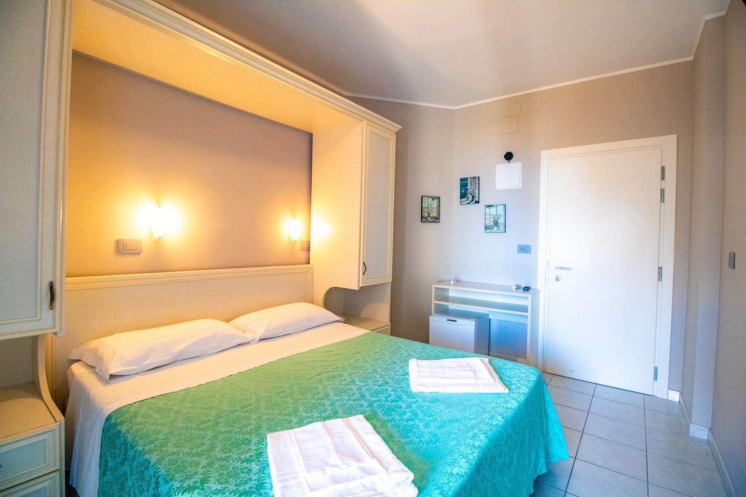 Di Matteo Hotel Розето-дельи-Абруцци Экстерьер фото